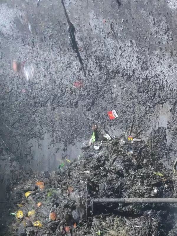 崇川污水池清理